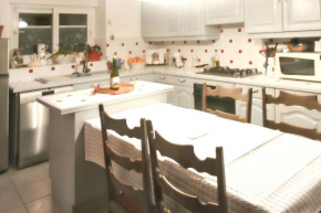 Maison de charme �� Primelin avec jardin et parking privé